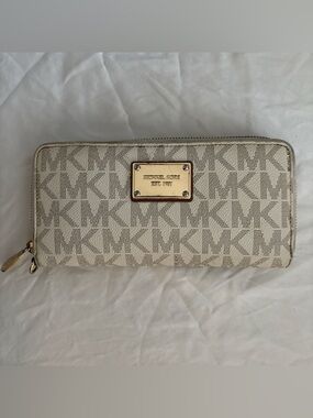 Michael Kors Beige and Cream Signature MK Zip Wallet